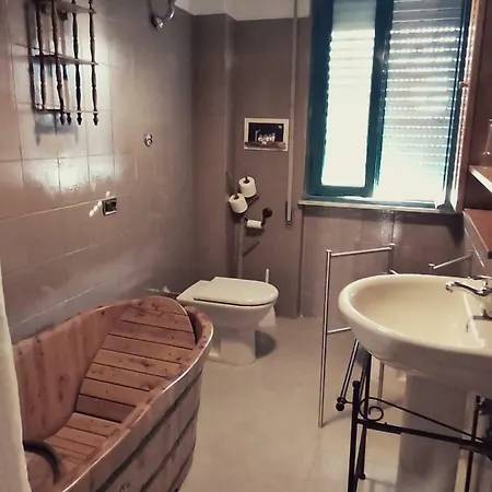Apartament Lavinio Mare